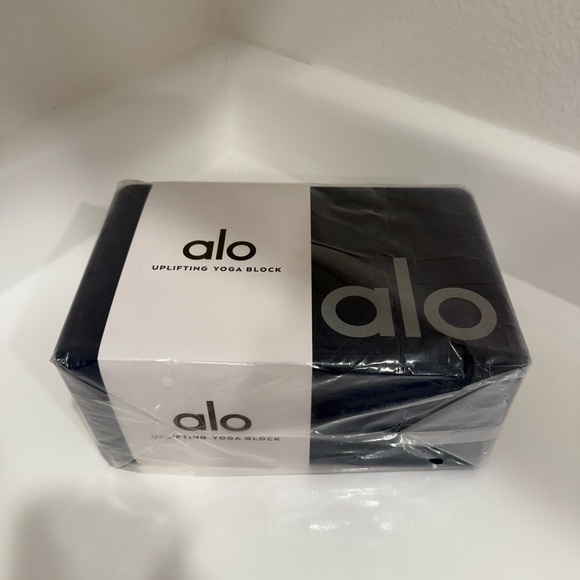 ALO Yoga Other - ALO YOGA| NEW IN SEALED PACKAGING Uplifting Yoga Block in Eclipse. Unisex
